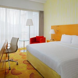 Deluxe Room Guest room 1 King